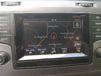 Volkswagen Golf 1.6 TDI Highline DSG picture 25