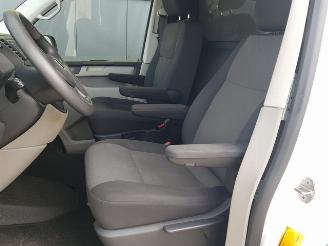 Volkswagen Transporter 2.0 TDI L2H1 Comfortline picture 18