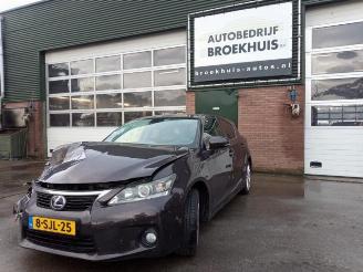 Salvage car Lexus Ct CT 200h, Hatchback, 2010 1.8 16V 2013/10