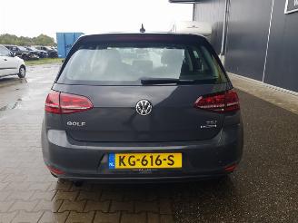 Volkswagen Golf 1.0 TSI Connected Series picture 5