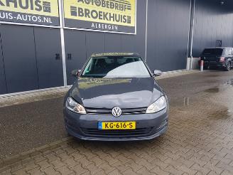 Volkswagen Golf 1.0 TSI Connected Series picture 3