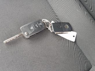 Volkswagen Up! 1.0 EcoFuel move up! picture 21