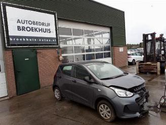 Vrakbiler auto Hyundai I-10 i10 (B5), Hatchback, 2013 / 2019 1.0 12V 2017/4