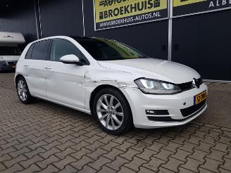 Volkswagen Golf 2.0 TDI Highline picture 6