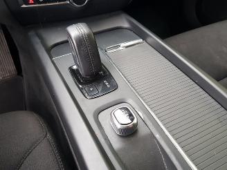 Volvo V-60 2.0 B3 Momentum Advantage picture 15