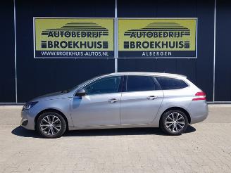 Peugeot 308 SW 1.2 PureTech Blue Lease Premium picture 2