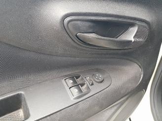 Fiat Punto Evo 0.9 TwinAir Young picture 22