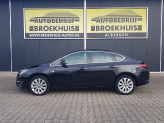 Opel Astra 1.4 Turbo Cosmo picture 2