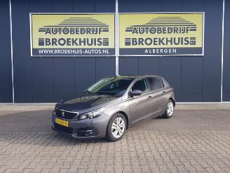 krockskadad bil auto Peugeot 308 1.6 BlueHDi Blue Lease Executive 2018/4