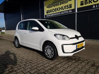 Volkswagen Up! 1.0 BMT move up! picture 6