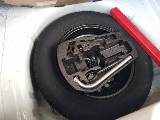 Volkswagen Up! 1.0 BMT move up! picture 20