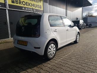 Volkswagen Up! 1.0 BMT move up! picture 8