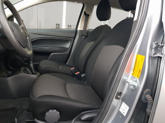 Mitsubishi Space-star 1.2 Cool+ picture 15