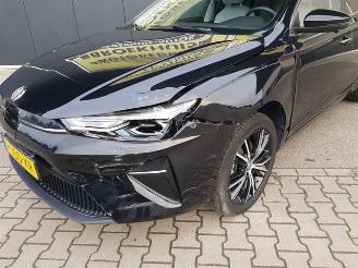 MG MG5 Standard Range Luxury 50 kWh picture 10