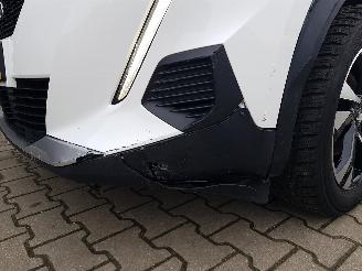 Peugeot 2008 1.2 PureTech Allure Pack picture 11