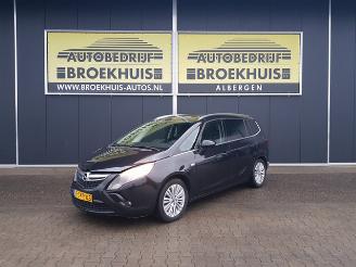skadebil auto Opel Zafira Tourer 1.4 Design Edition 7p. 2013/10