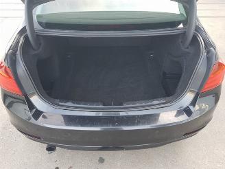 BMW 3-serie 320i Executive picture 29