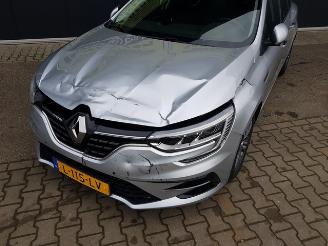 Renault Mégane Estate 1.3 TCe Intens picture 3