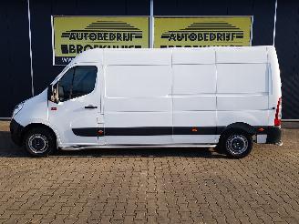 Renault Master T35 2.3 dCi L3H3 picture 2