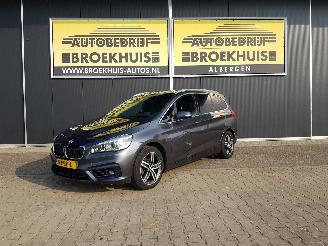 skadebil auto BMW 2-serie Gran Tourer 218i Centennial High Executive 2017/2