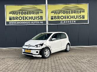 Coche accidentado Volkswagen Up! 1.0 BMT high up! 2019/6