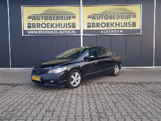 krockskadad bil auto Honda Civic 1.3 Hybrid Comfort 2011/8