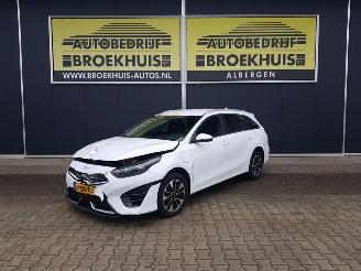 skadebil auto Kia Ceed Sportswagon 1.6 GDI PHEV DynamicPlusLine 2022/9