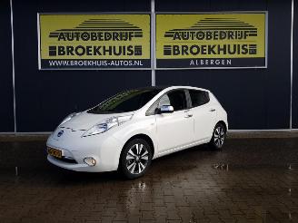  Nissan Leaf Tekna Limited Edition 24 kWh 2015/10