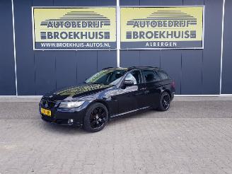 Damaged car BMW 3-serie Touring 318d Corporate Lease 2010/7
