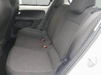 Volkswagen Up! 1.0 BMT move up! picture 16