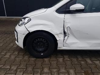 Volkswagen Up! 1.0 BMT move up! picture 9