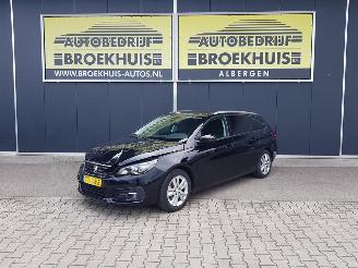 Auto incidentate Peugeot 308 SW 1.2 PureTech Blue Lease Executive 2018/7