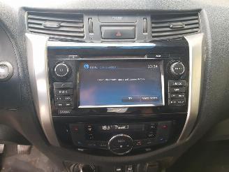 Nissan Navara 2.3 dCi Tekna King Cab picture 20