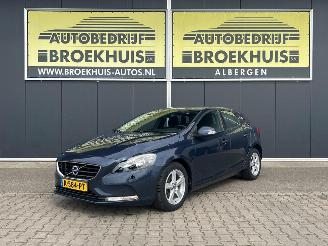 Coche accidentado Volvo V-40 1.6 D2 Kinetic 2012/12