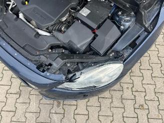 Volvo V-40 1.6 D2 Kinetic picture 11