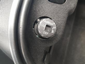 Jaguar XE 2.0 D Portfolio picture 23