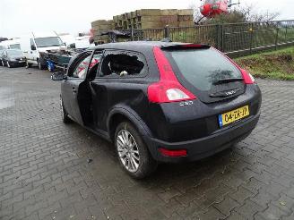Volvo C-30 1.8 16v picture 2