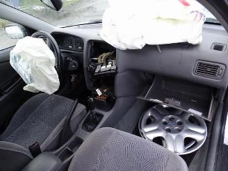 Toyota Avensis Combi 2.0 16v picture 5