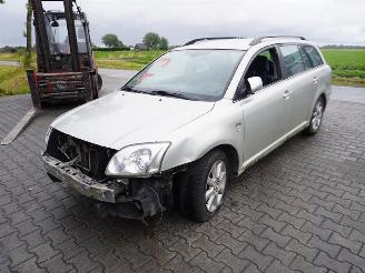 Toyota Avensis Wagon 2.0 D-4D picture 3