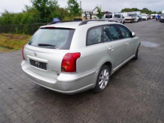Vrakbiler auto Toyota Avensis Wagon 2.0 D-4D 2003/1