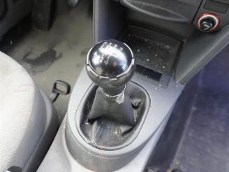 Volkswagen Caddy SDI 51 KW BESTEL picture 7