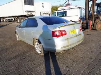 Volkswagen Jetta 2.5 picture 2