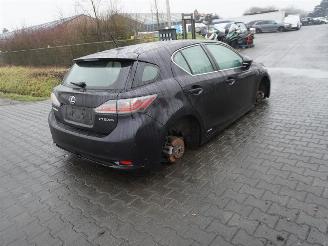 Salvage car Lexus Ct 200h 1.8 16v Hybrid 2011/5