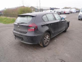 Coche siniestrado BMW 1-serie 120d 2006/1