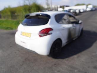 Auto da rottamare Peugeot 208 1.2 Vti 2016/8
