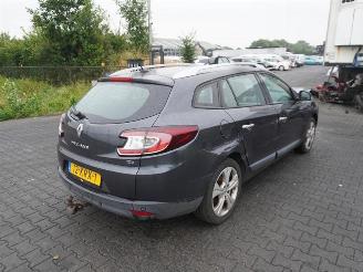 Salvage car Renault Mégane Grandtour 2.0 16v 2010/1