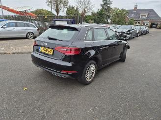 škoda osobní automobily Audi A3 1.4 16V 2014/12