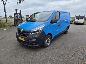 Renault Trafic 2.0 dCi 16V picture 3