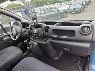 Renault Trafic 2.0 dCi 16V picture 9