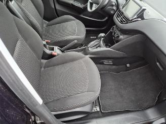 Peugeot 208 1.2 12V picture 12